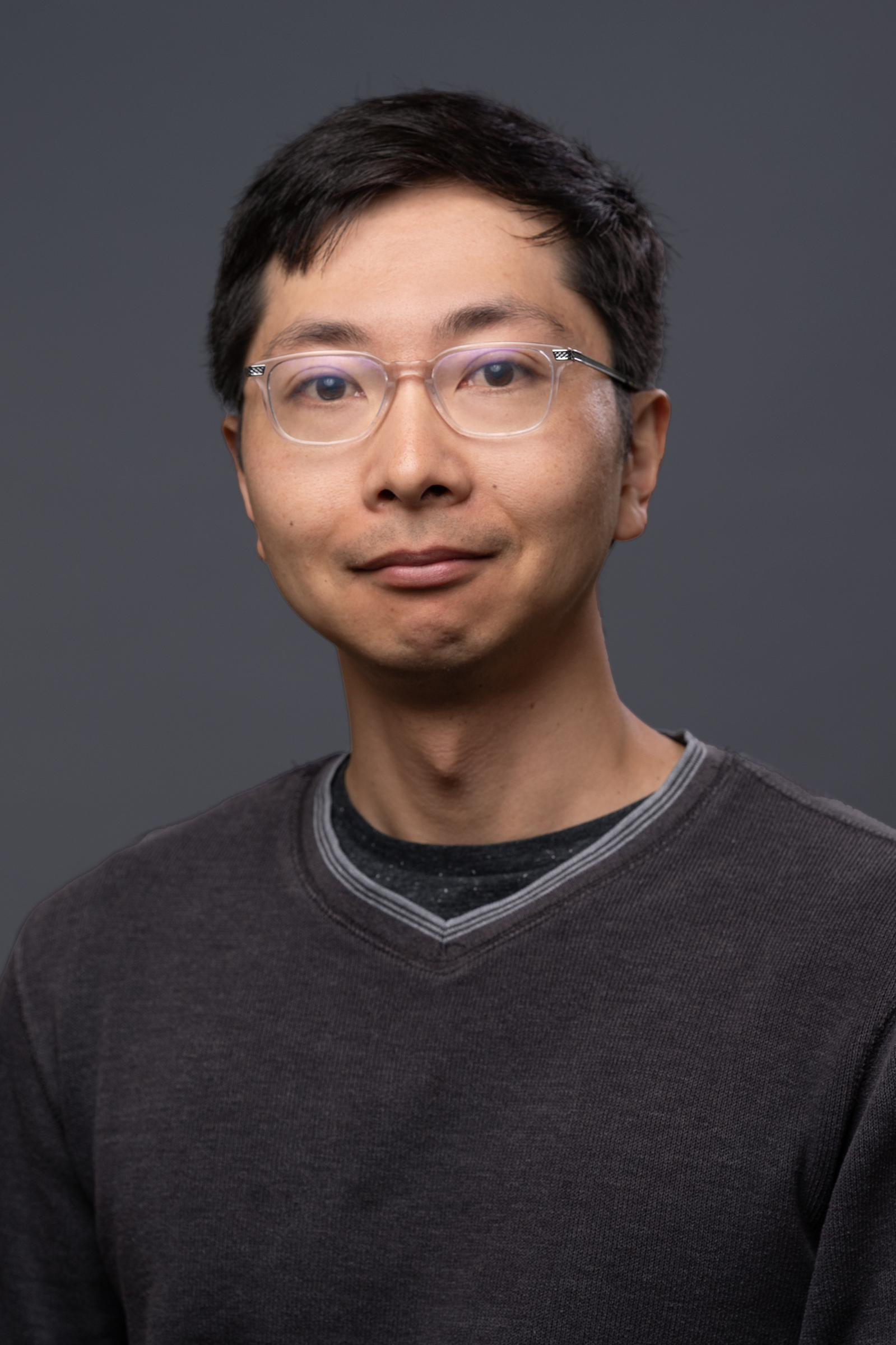 Taka Suzuki | Colby College